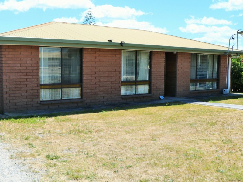 1 Byatt Court, Scamander TAS 7215