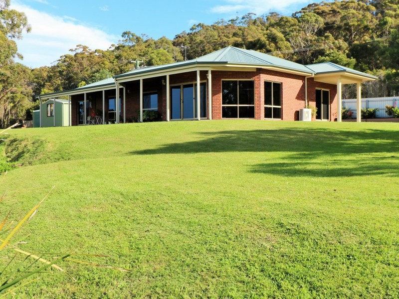 2/484 Binalong Bay Road, St Helens TAS 7216