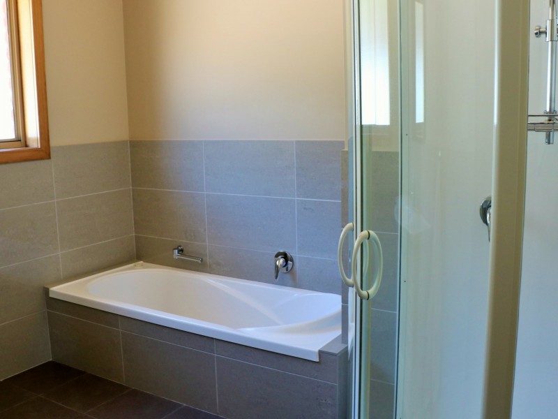 2/484 Binalong Bay Road, St Helens TAS 7216