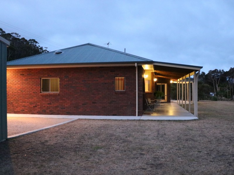 2/484 Binalong Bay Road, St Helens TAS 7216