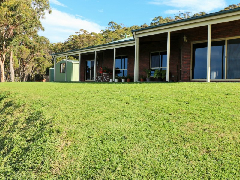 2/484 Binalong Bay Road, St Helens TAS 7216