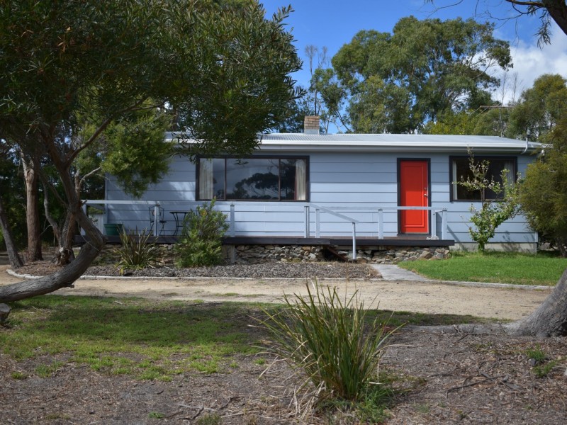 12 Pacific Drive, Binalong Bay TAS 7216
