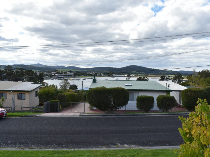 Unit 1/4 Homer Street, St Helens TAS 7216