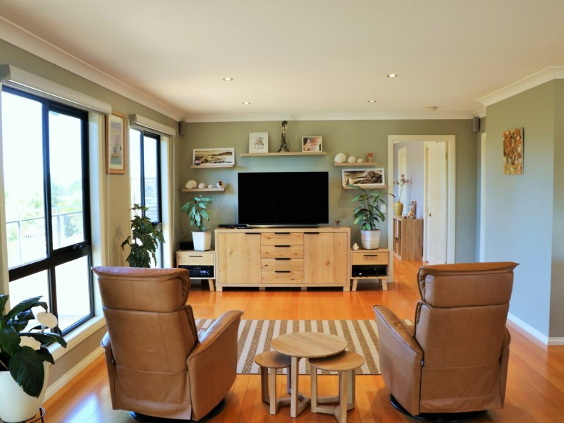 19 Sunbeam Crescent, Beaumaris TAS 7215