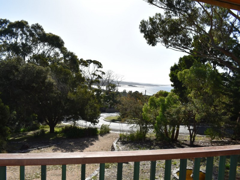 1 Coffey Drive, Binalong Bay TAS 7216