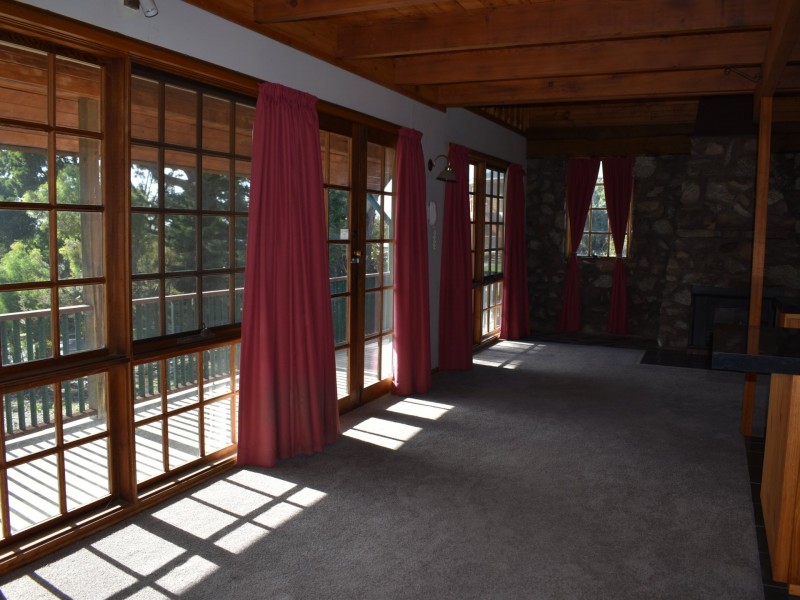 1 Coffey Drive, Binalong Bay TAS 7216