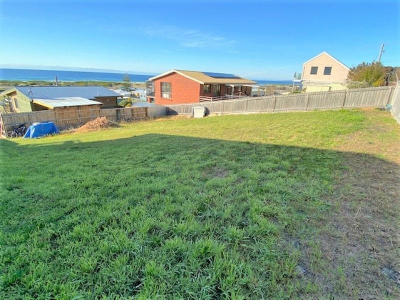 124 Scamander Avenue, Scamander TAS 7215