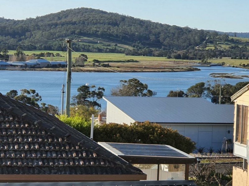 11 Telemon Street, St Helens TAS 7216