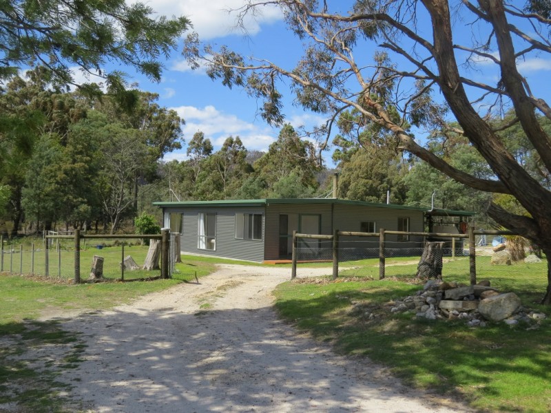 408 Upper Scamander Road, Scamander TAS 7215