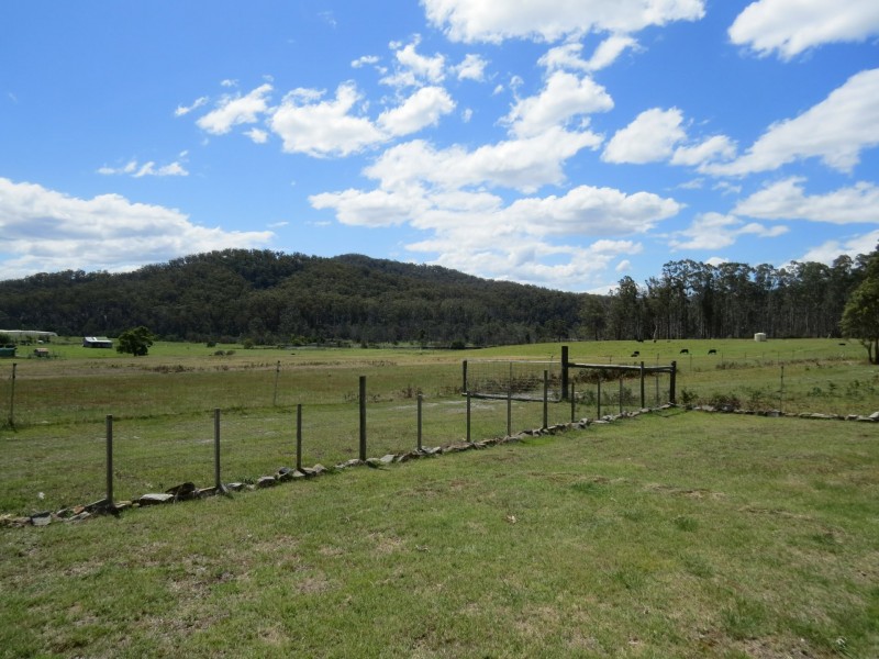 408 Upper Scamander Road, Scamander TAS 7215
