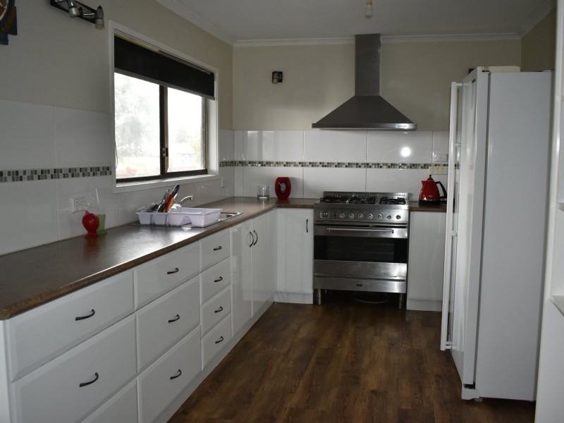 11 Sunbeam Crescent, Beaumaris TAS 7215