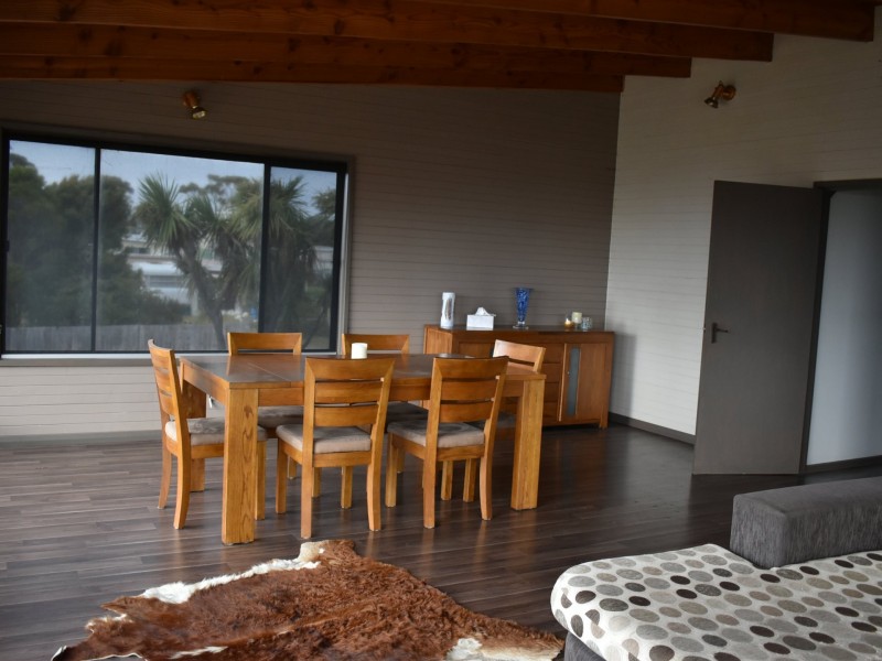 11 Sunbeam Crescent, Beaumaris TAS 7215