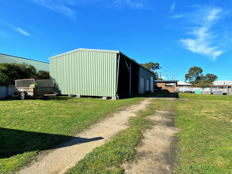 11 Heather Place, St Helens TAS 7216