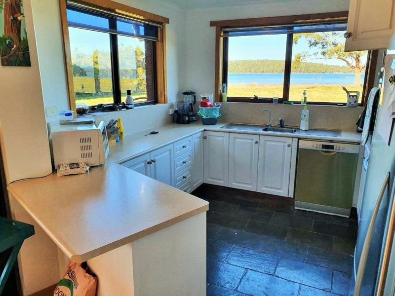 32 Sunshine Court, St Helens TAS 7216