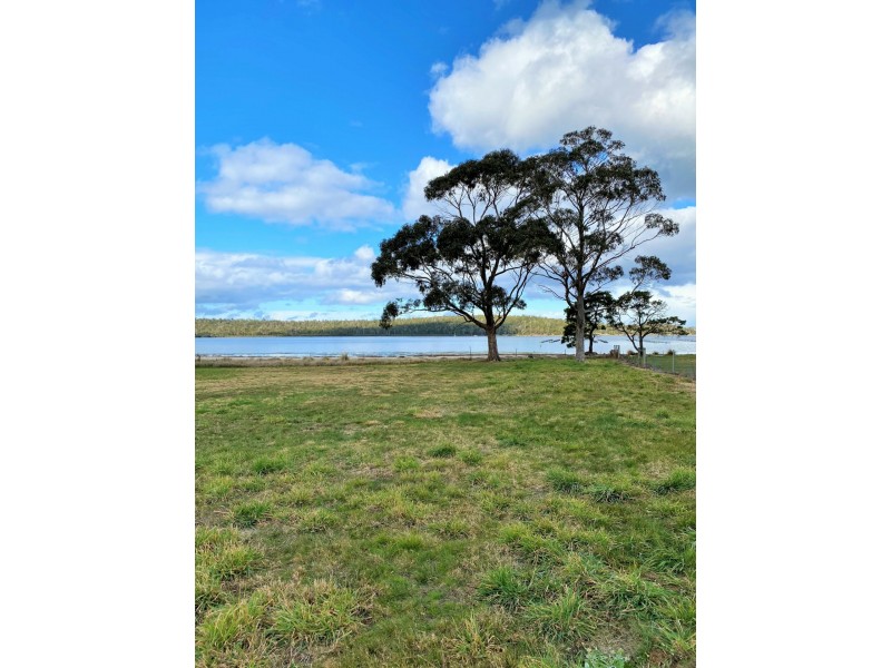 32 Sunshine Court, St Helens TAS 7216
