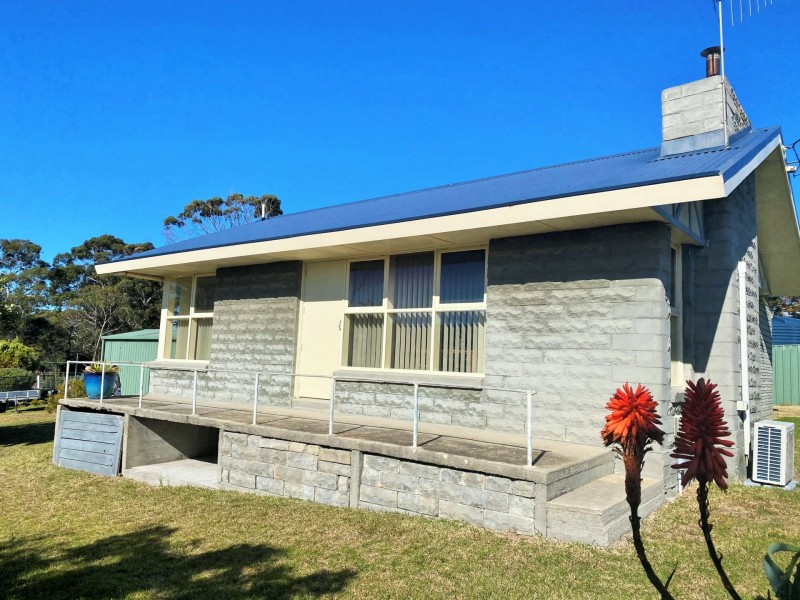 5 Hilltop Drive, Binalong Bay TAS 7216