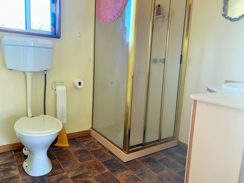 5 Hilltop Drive, Binalong Bay TAS 7216