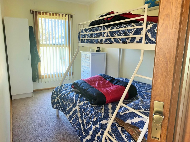 5 Hilltop Drive, Binalong Bay TAS 7216