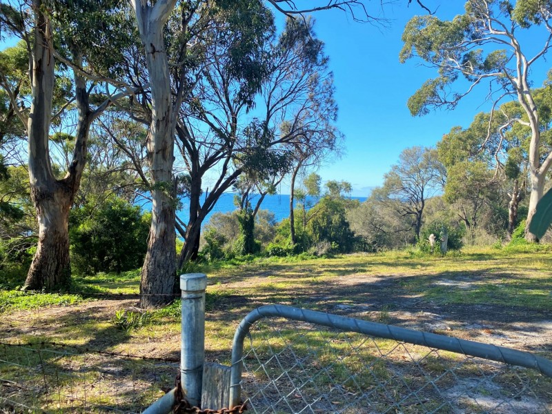 5 Hilltop Drive, Binalong Bay TAS 7216
