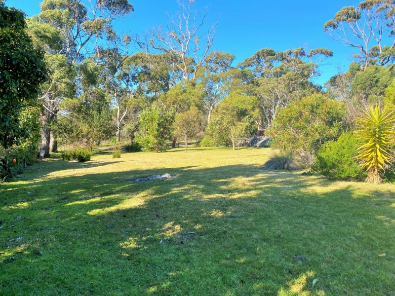 5 Hilltop Drive, Binalong Bay TAS 7216