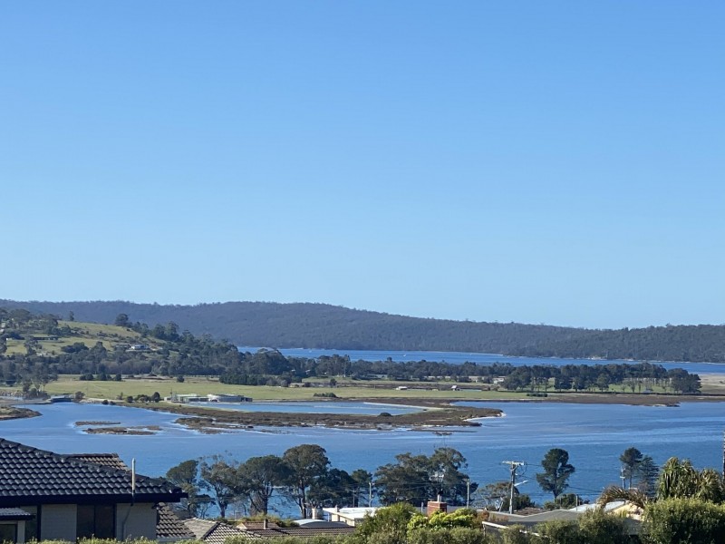 5 Cobrooga Drive, St Helens TAS 7216