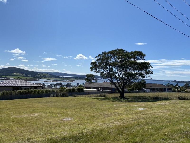 5 Cobrooga Drive, St Helens TAS 7216