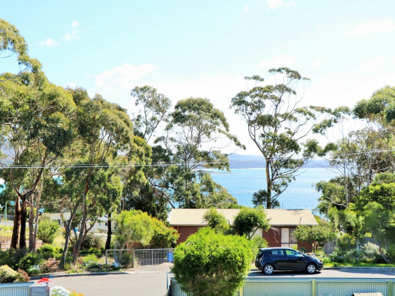 16 Beven Heights, Binalong Bay TAS 7216