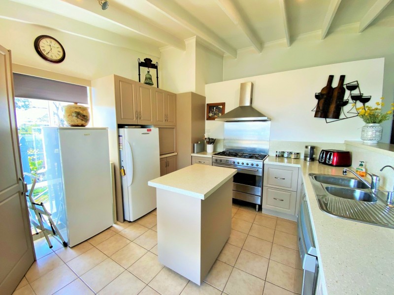 16 Beven Heights, Binalong Bay TAS 7216