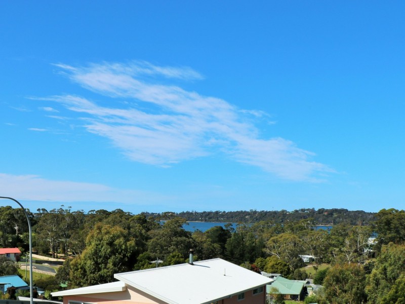 12 Bayvista Rise, St Helens TAS 7216