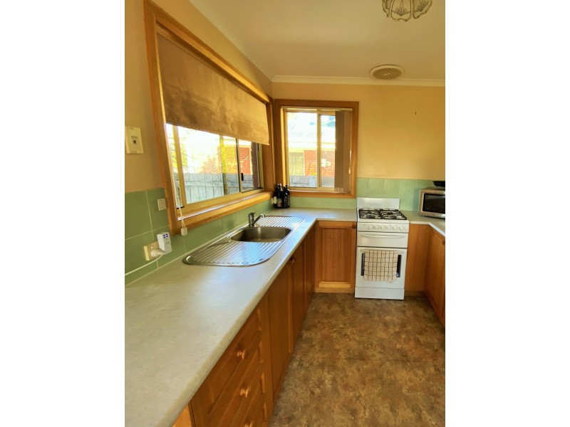 Unit 1/1 Heather Place, St Helens TAS 7216