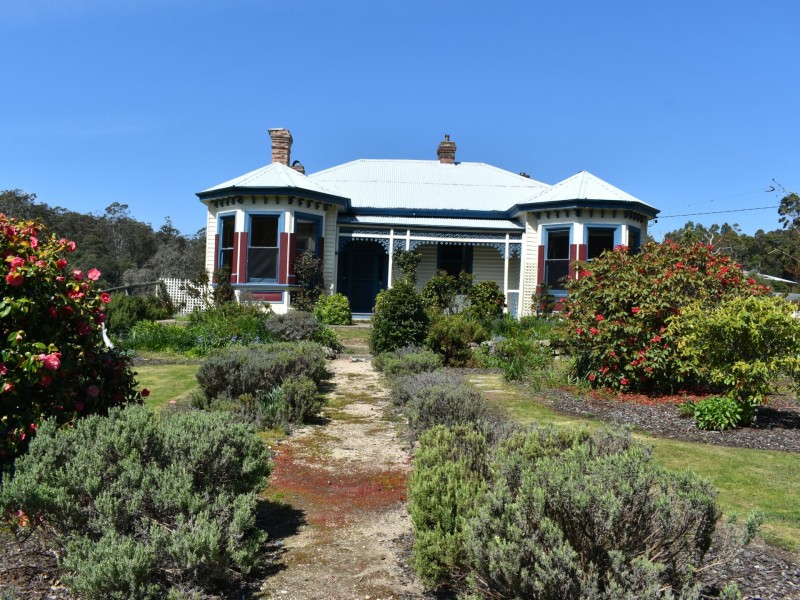 1 Irish Town Road, St Marys TAS 7215