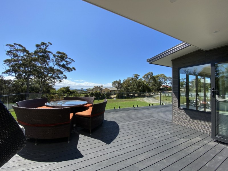 31 Coffey Drive, Binalong Bay TAS 7216
