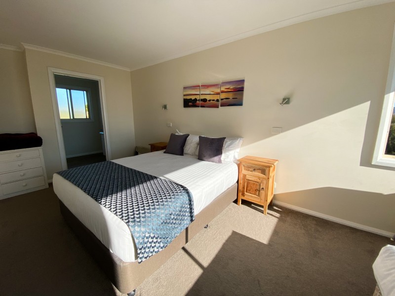 34 Highcrest Avenue, Binalong Bay TAS 7216