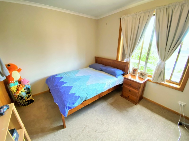 16 Erythos Grove, St Helens TAS 7216