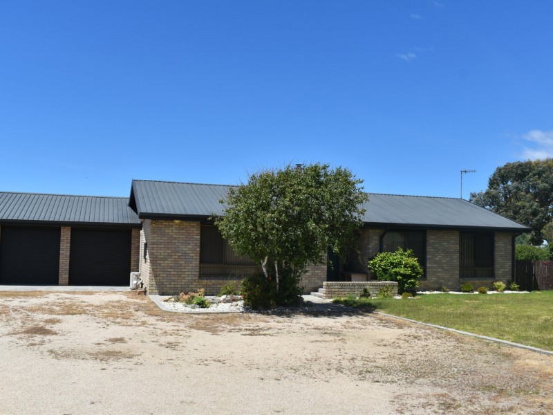 69 Scamander Avenue, Scamander TAS 7215