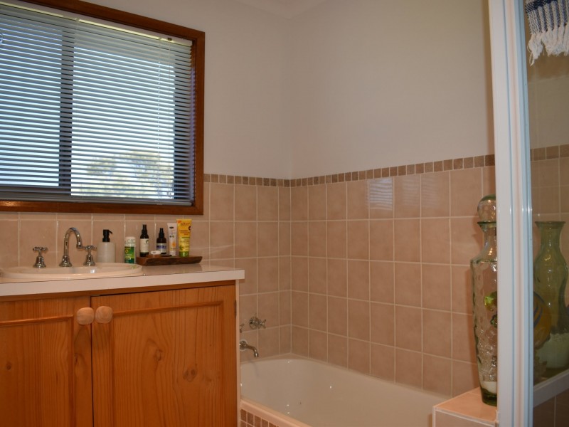 69 Scamander Avenue, Scamander TAS 7215