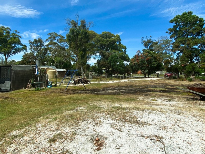 1 Ti-Tree Drive, Ansons Bay TAS 7216