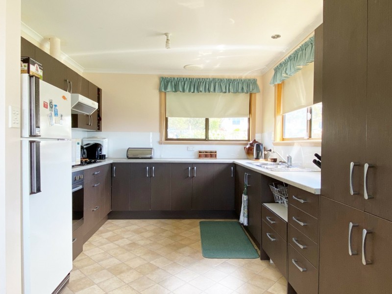 4 Campbell Street, Scamander TAS 7215