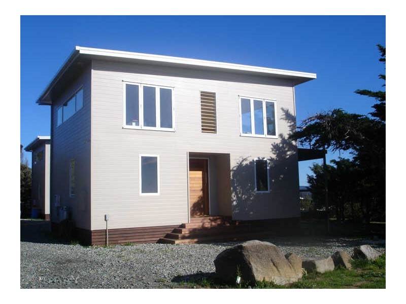 1/3 Howitt Street, Falmouth TAS 7215