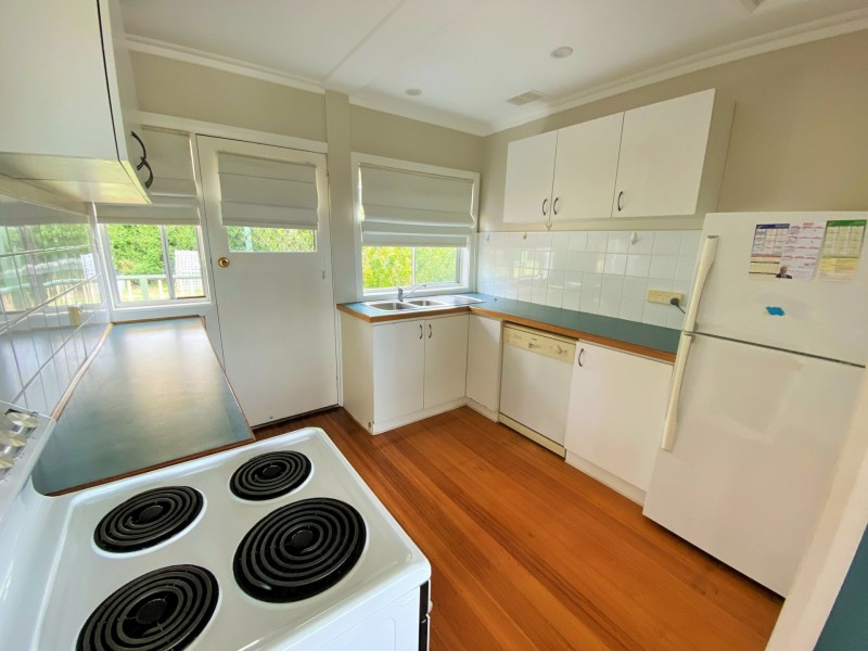 10 Halcyon Grove, St Helens TAS 7216