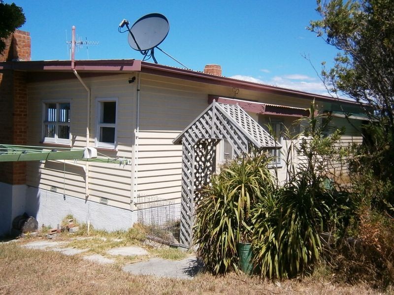 174 Scamander Avenue, Scamander TAS 7215