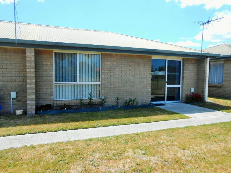 Unit 3/18 Tully Street, St Helens TAS 7216