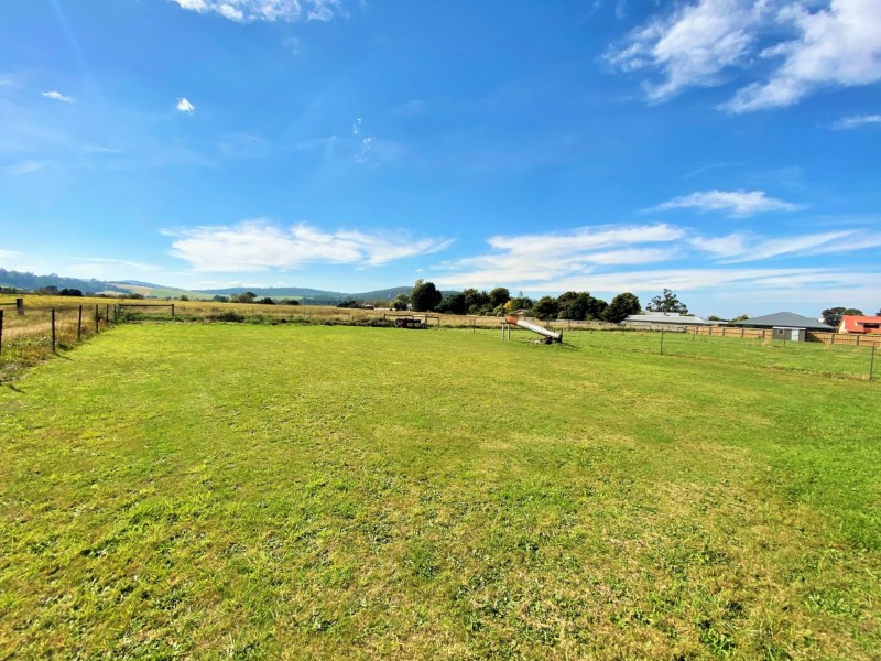 Unit 1, 3 and 5/18 Tully Street, St Helens TAS 7216