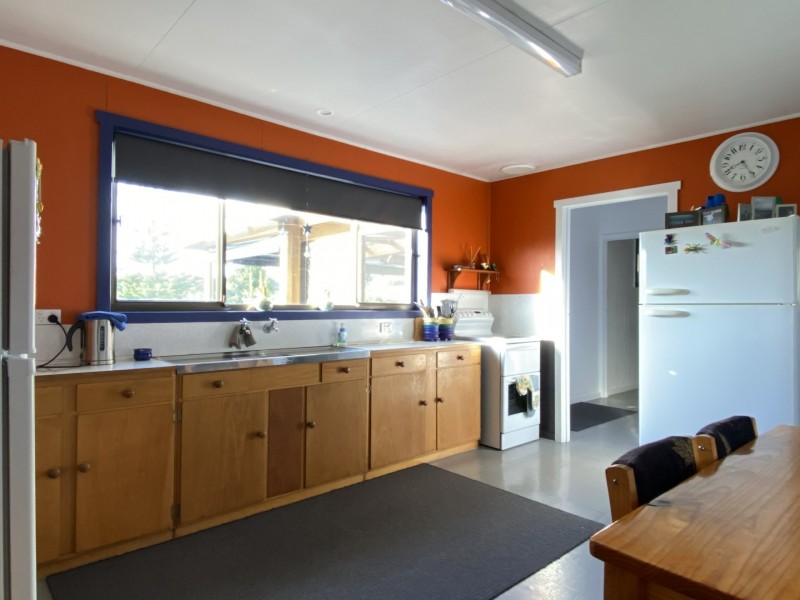 35 Scamander Avenue, Scamander TAS 7215