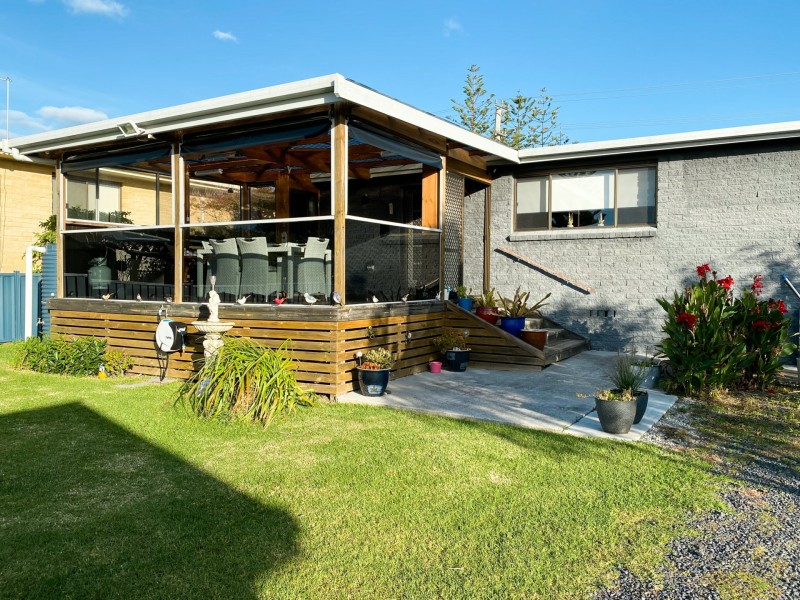 35 Scamander Avenue, Scamander TAS 7215