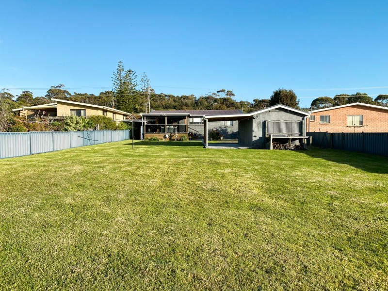 35 Scamander Avenue, Scamander TAS 7215