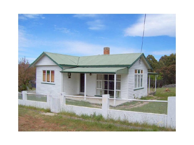 21 Alexander Street, Cornwall TAS 7215