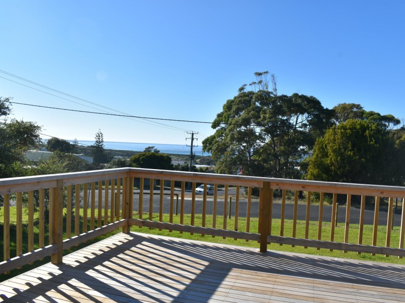 2 High Street, Scamander TAS 7215