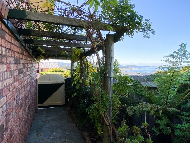 11 Douglas Court, St Helens TAS 7216