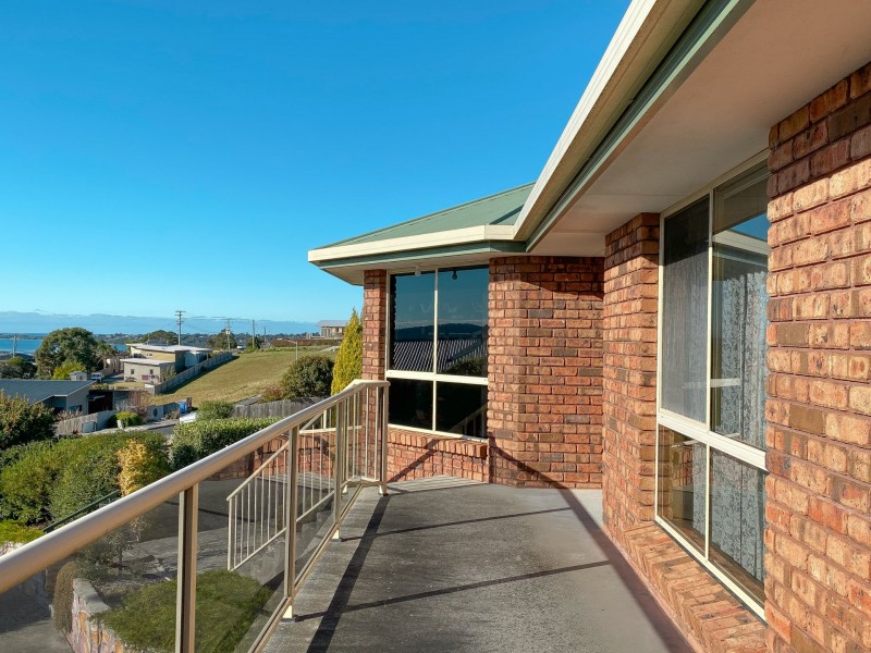 11 Douglas Court, St Helens TAS 7216